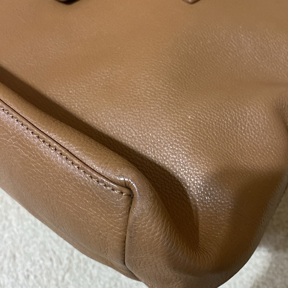 Tory Burch - Picture 4 of 16